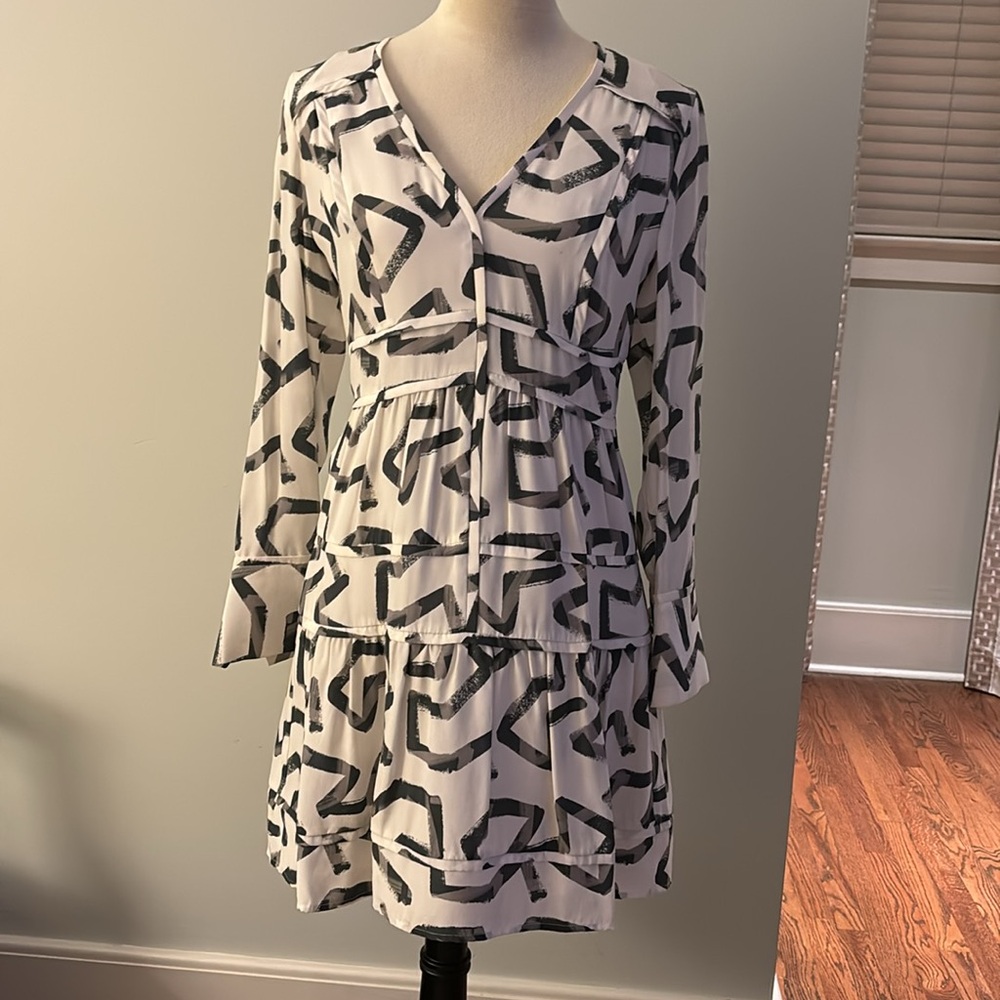 Marie Oliver 100% silk patterned dress